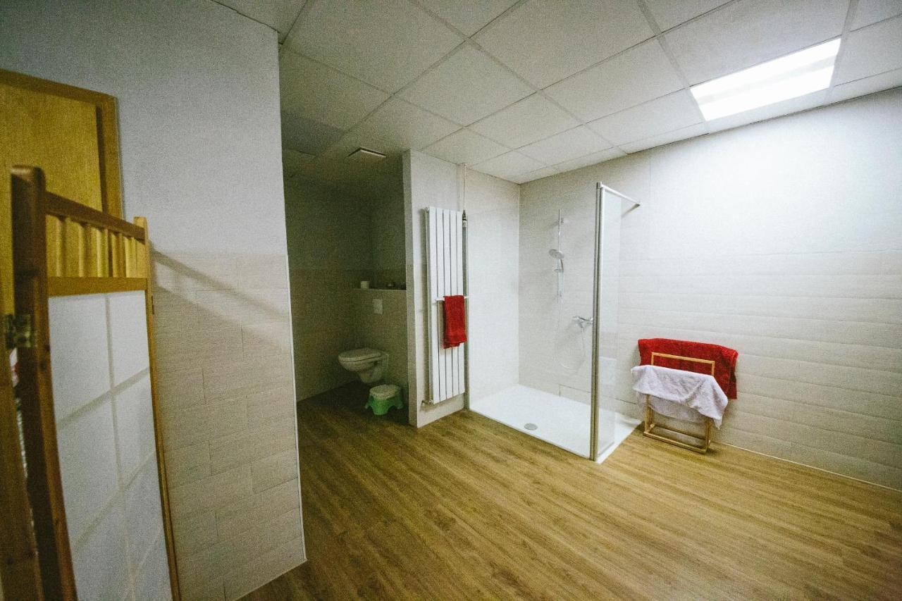 Grosse & Voll Ausgestattete Apartments, Studios, Doppelzimmer, Workspace, Parkplatz, Netflix, Prime & Schnelles Wifi In Ruhiger Lage Mit Garten Rudolstadt Exteriér fotografie