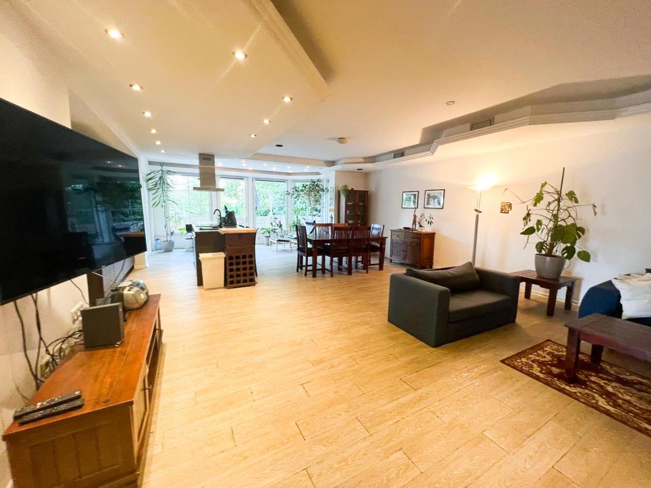 Grosse & Voll Ausgestattete Apartments, Studios, Doppelzimmer, Workspace, Parkplatz, Netflix, Prime & Schnelles Wifi In Ruhiger Lage Mit Garten Rudolstadt Exteriér fotografie